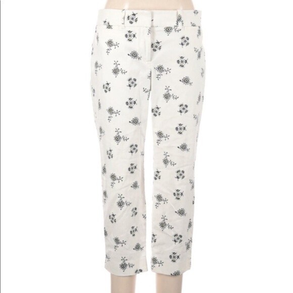 Ann Taylor LOFT size 10 Petite white floral pants - Picture 1 of 6